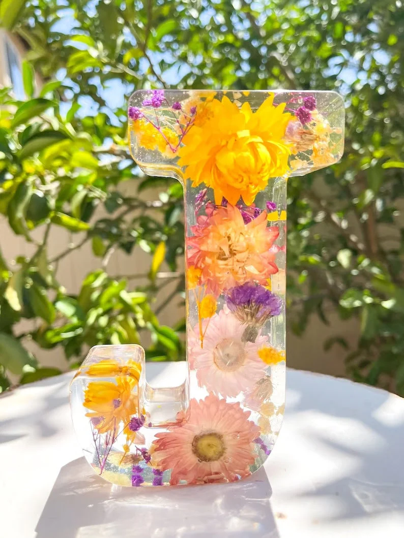 Handmade Floral Resin Night Light ~ Bring artistic light to your home effortlessly - Image 10
