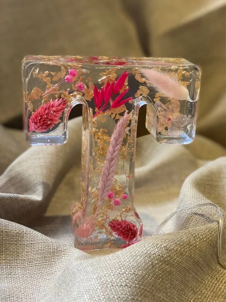Handmade Floral Resin Night Light ~ Bring artistic light to your home effortlessly - Image 20