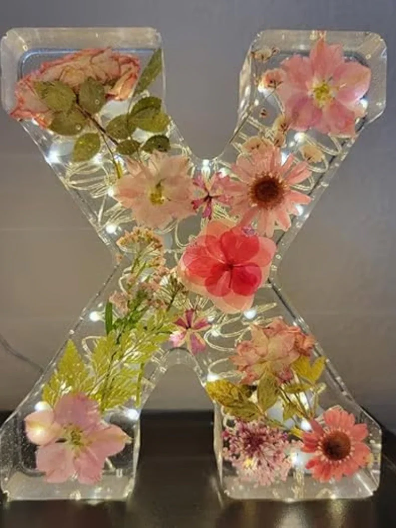 Handmade Floral Resin Night Light ~ Bring artistic light to your home effortlessly - Image 24