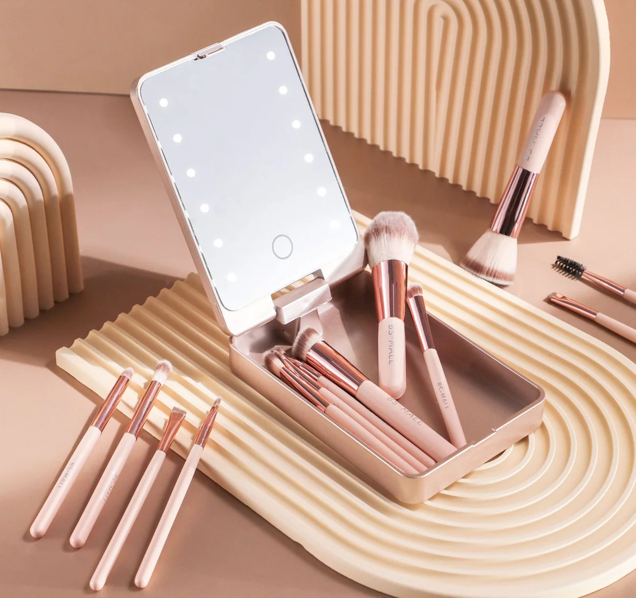 Travel Makeup Brush Set ~ Flawless application anywhere, anytime - Image 3